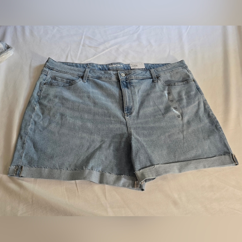 Sonoma High Rise Womens Denim Jean Shorts Sz 22w Nwt - Picture 2 of 4